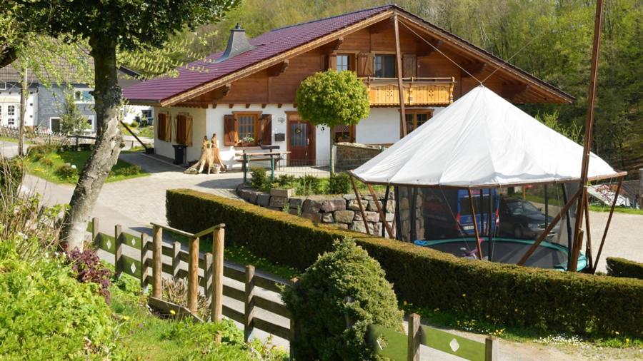 Апартаменты Haus Alpenrose Zum Vic Вермельскирхен Экстерьер фото